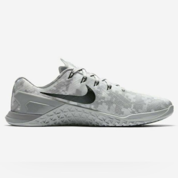 Nike Metcon 3 White Camo Sneaker Size 9 - Picture 1 of 10